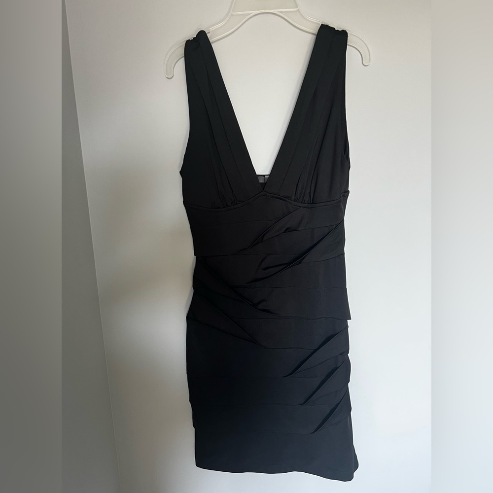 LBD super sexy!
